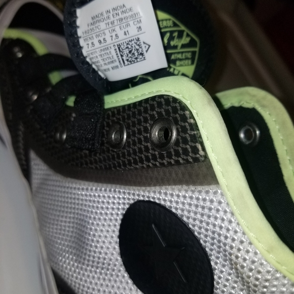 Converse - Picture 3 of 3